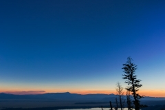 Eclipse solar total sobre el lago Jenny