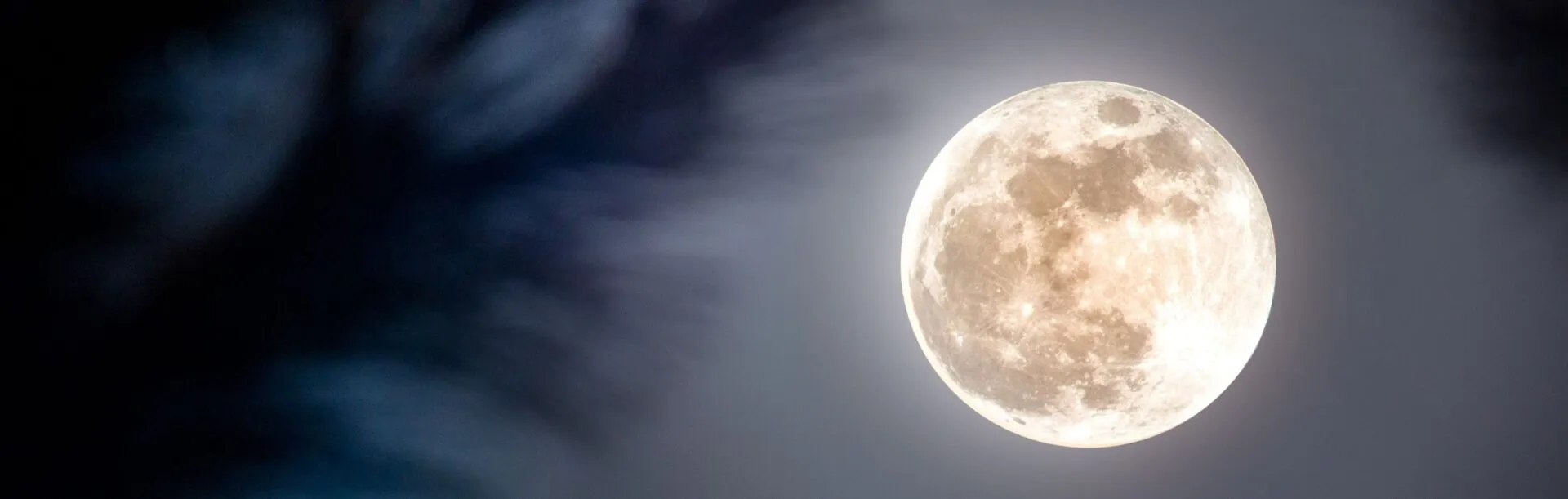 How to See the December Cold Moon in Wyoming